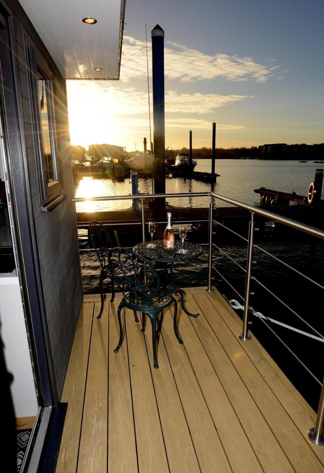 Rivers With Hot Tub Bateau-hôtel Southampton